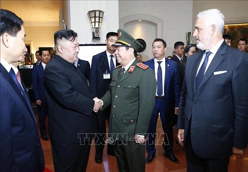 Thượng tướng Bùi Văn Nam, Thứ trưởng Bộ Công an tiễn Chủ tịch Triều Tiên Kim Jong-un tại khách sạn Melia (Hà Nội)
